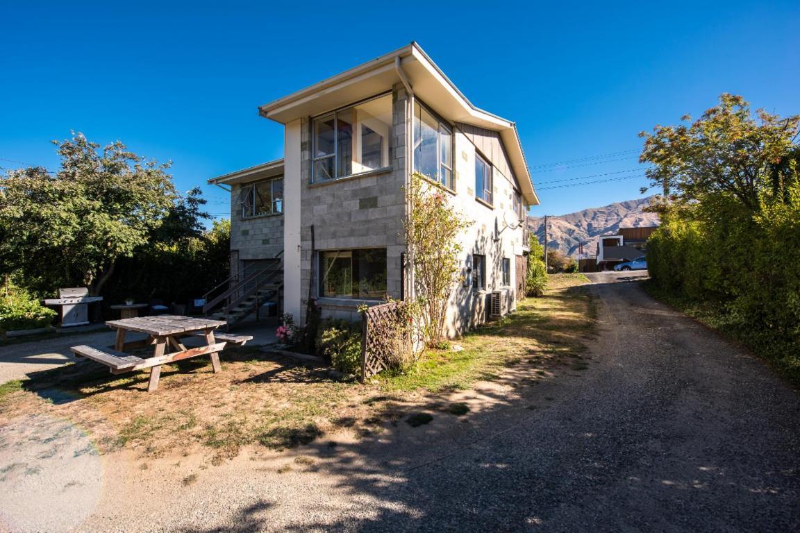 Modern Private Apartment Wanaka Exterior foto